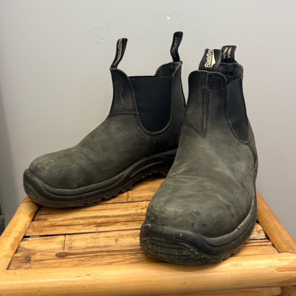 Blundstone Men's Black Steel Toe Work Boots - Picture 2 of 15